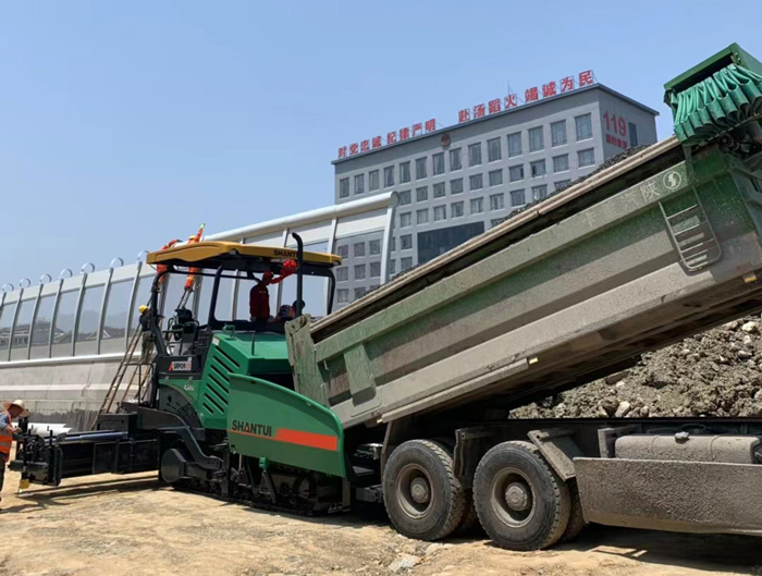永利集团摊铺机助力“建党100周年”工程嘉兴快速路项目-摊铺机-永利集团股份